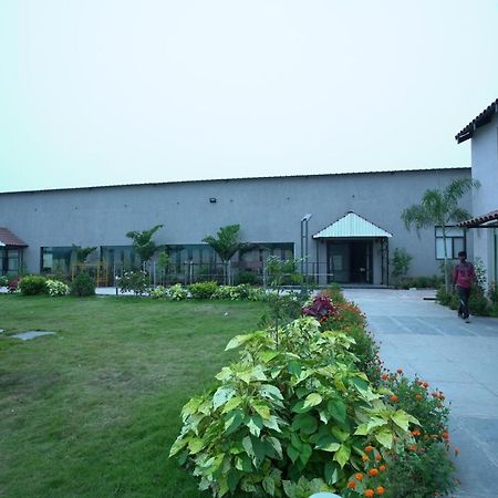 One Resorts & Convention Annavaram 外观 照片